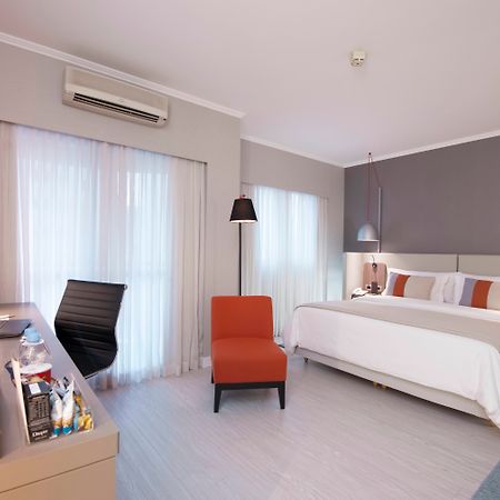 Clarion Faria Lima Hotell São Paulo Exteriör bild A room at the hotel
