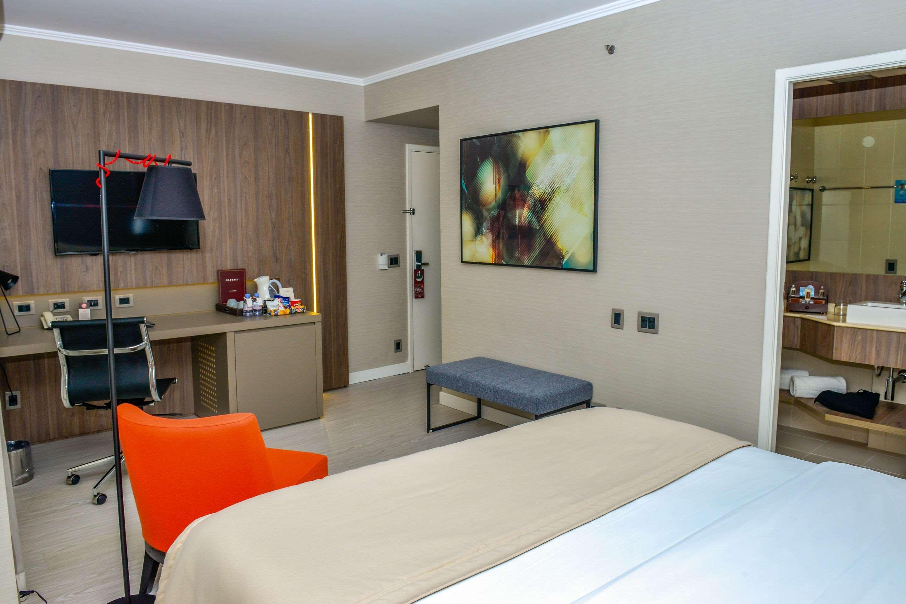 Clarion Faria Lima Hotell São Paulo Exteriör bild A room at the hotel